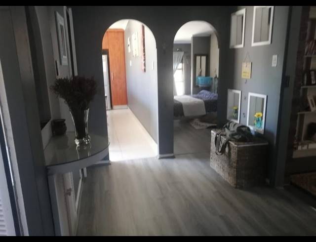 1 BEDROOM PROPERTY TO RENT IN BOTHASIG